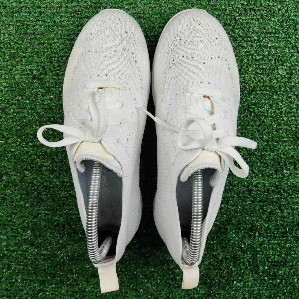 Skechers Sneakers Womens 7.5 White Ultra Flex Bright Horizon Lace Up Knit 23630